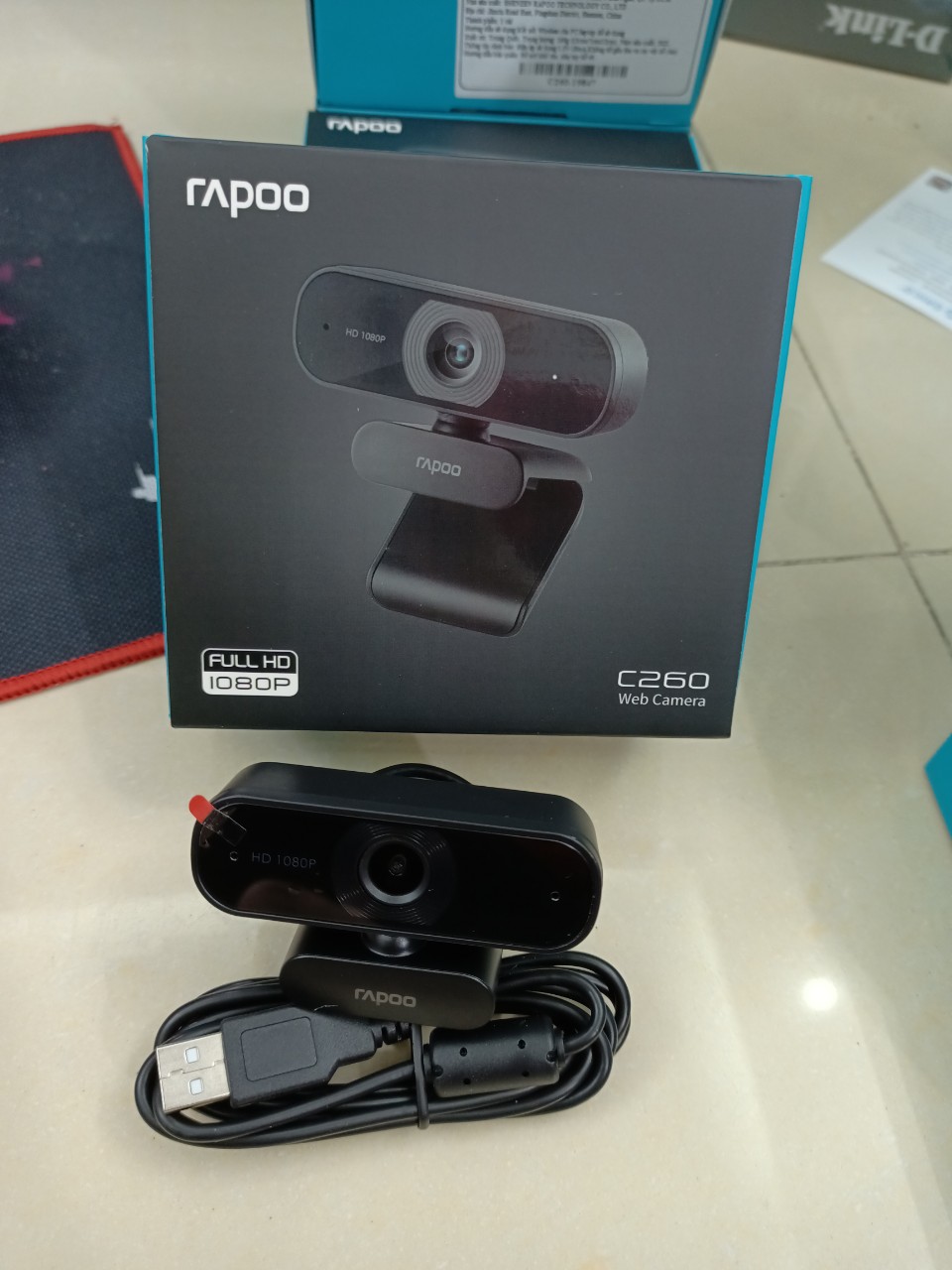 Webcamera của máy tính màu đen Rapoo C260